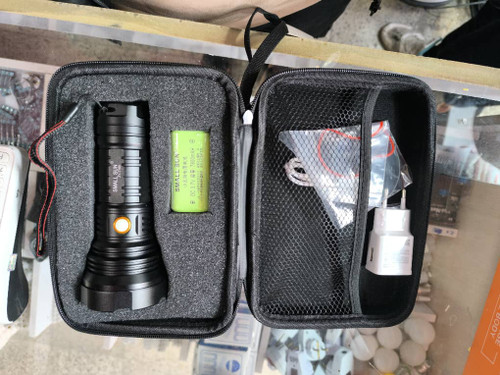 دارای شارژر همراه-باطری های قابل شارژ لیتیومی با تمر بسیار طولانی